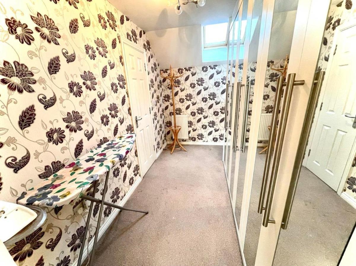 Lakeside Stylish 3 Bedroom House Grays Екстер'єр фото